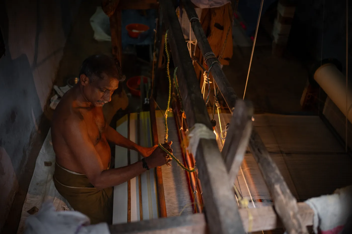 Handloom weaver at work