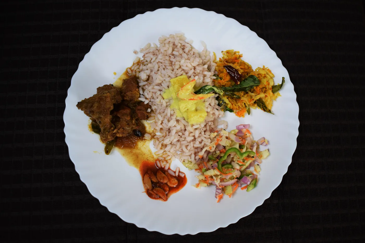 Village Kitchen Meal — Local Home — Kerala